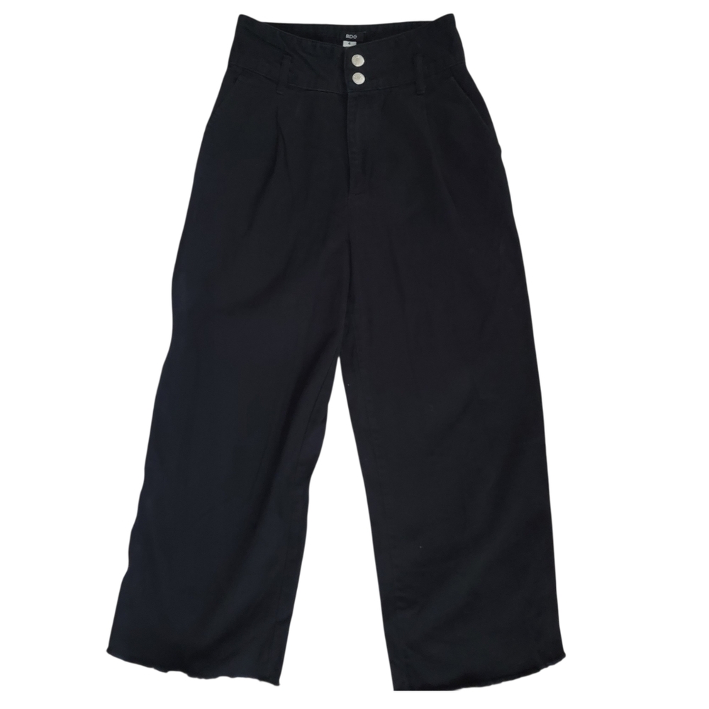 BDG Black Raw Hem Cropped Wide Leg Pants Size 4